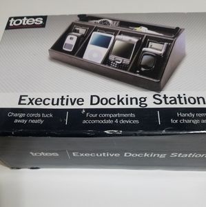 Totes Executive Docking Station.